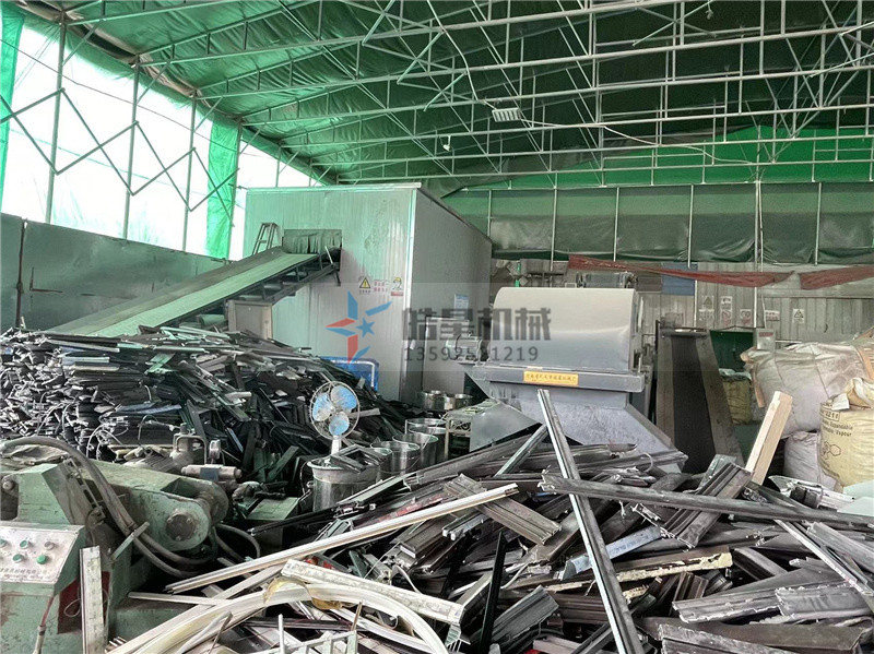 金屬破碎機設(shè)備在廢鋼鐵加工企業(yè)完成了綠色轉(zhuǎn)型